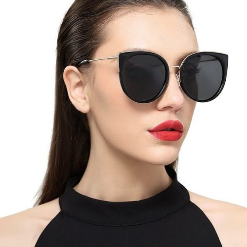 Polarized Oversized Cat Eye Sunglasses - Model Display